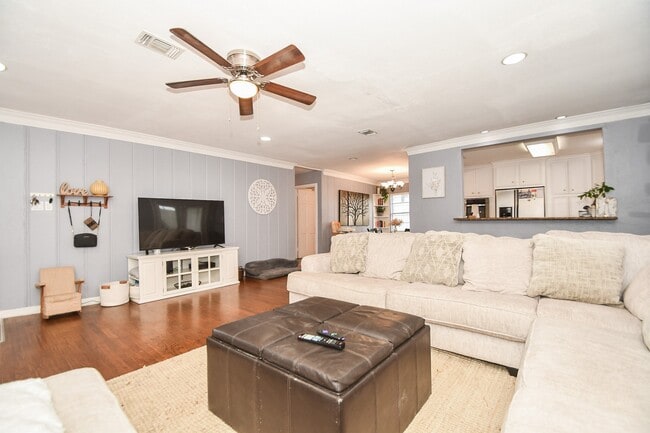 Building Photo - 3912 Childress St