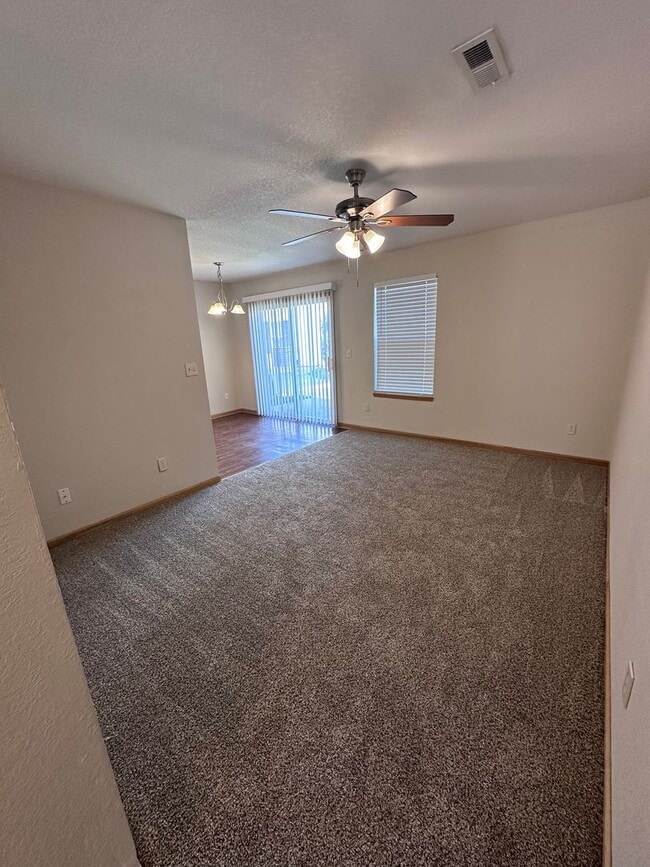 Building Photo - AD-02