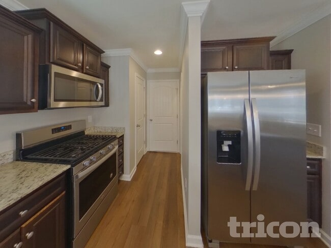 Building Photo - 108 Dalston Rd