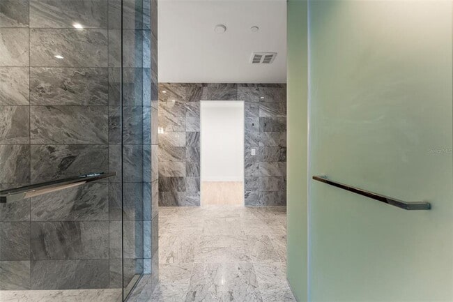 Building Photo - 3015 S Ysabella Ave