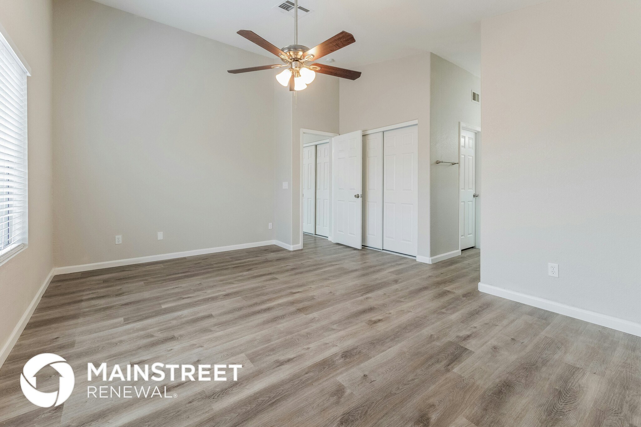 Building Photo - 9008 W Yale St