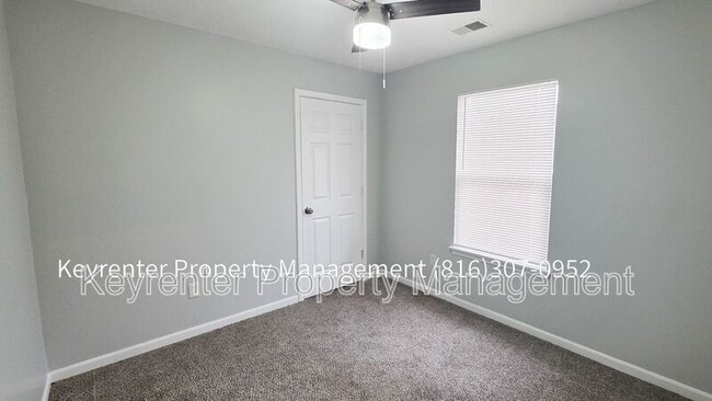 Building Photo - 5200 Olive St