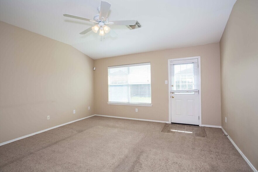 Building Photo - 8223 Wainwright Way