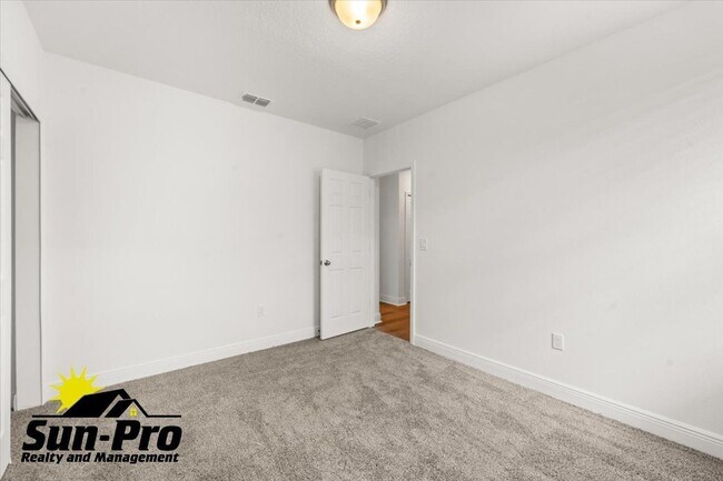 Building Photo - 178 Pitching Wedge Dr