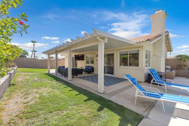 Building Photo - 79200 Violet Ct
