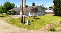 Building Photo - 3Bd/2Ba Single Story Home-For viewing!