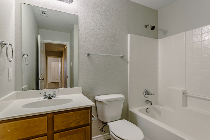 Building Photo - 8915 Wild Rose Ln