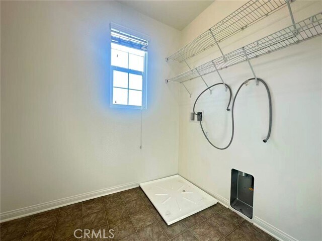 Building Photo - 5862 Ginger Dr