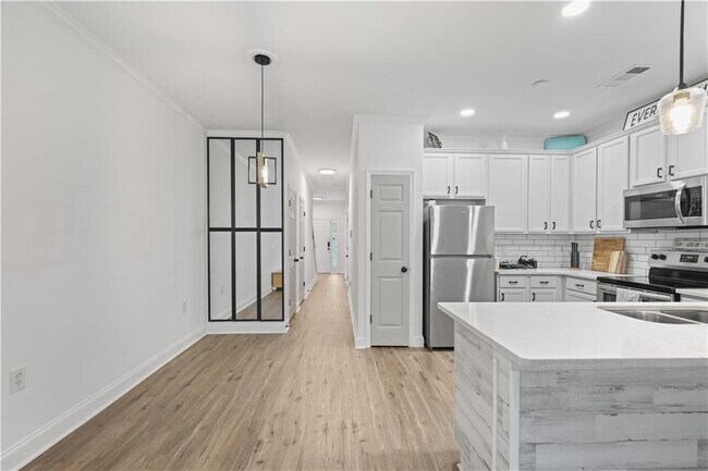 Building Photo - 4940 Parke Brook Dr