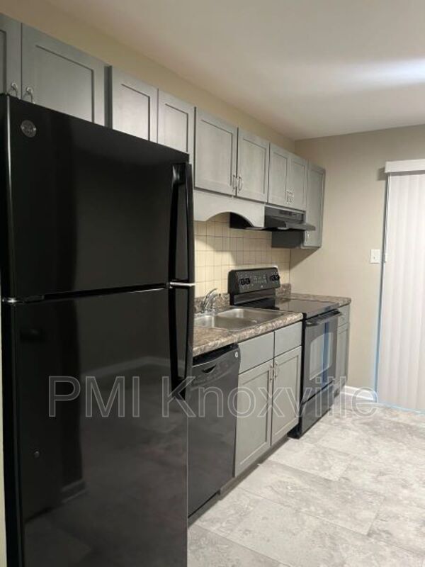 Building Photo - 4818 Cannon Ridge Dr