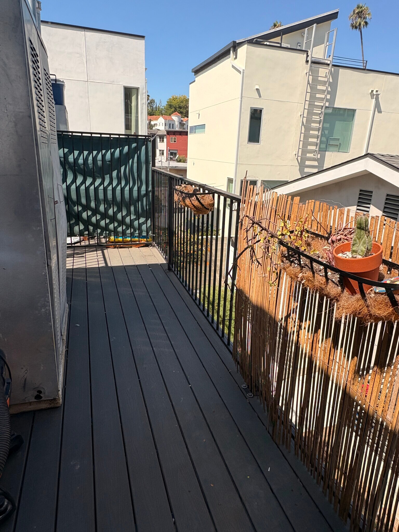 Back balcony - 1631 1/2 Morton Ave