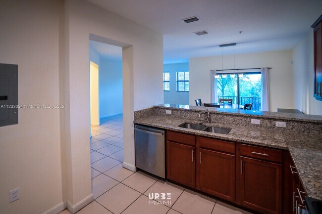 Building Photo - 10630 NW 88th St