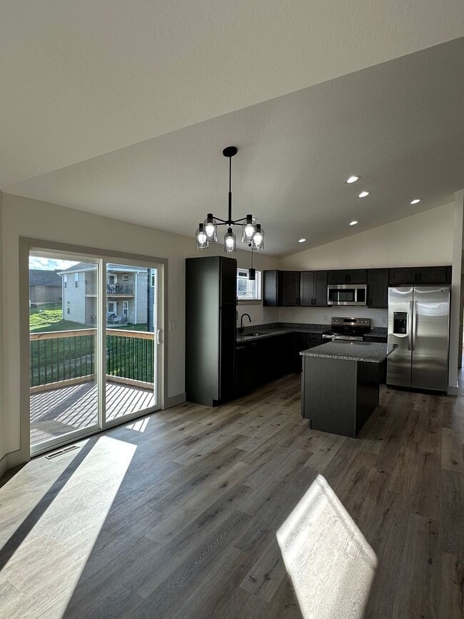 Building Photo - NEW CONSTRUCTION 5 Bed 3 Bath w/ Walk Out Basement Waynesville School District