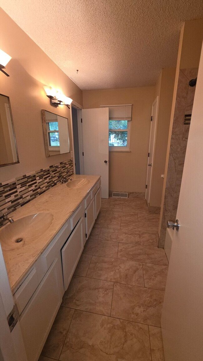 Building Photo - Coming Soon – Newly Updated 3 Bedroom Home...