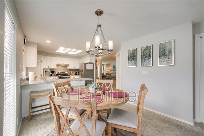Building Photo - 9025 W Lorinda Dr