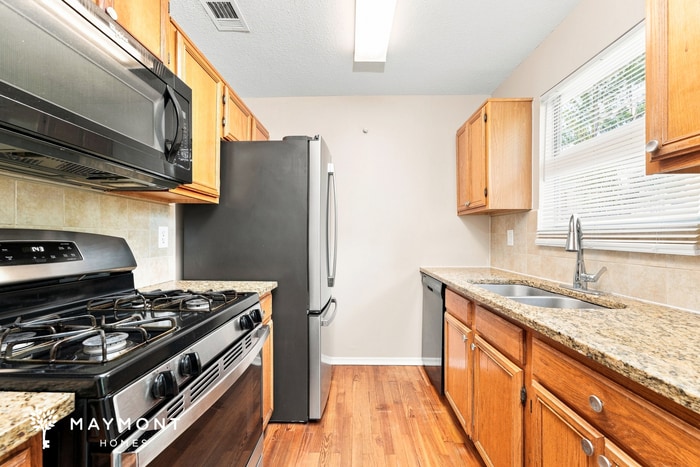 Building Photo - 1504 Chelsea Downs Dr NE