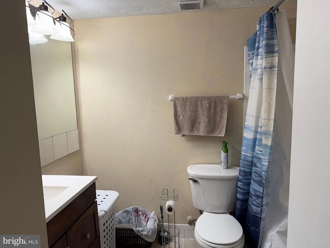 Building Photo - 7925 Mandan Rd