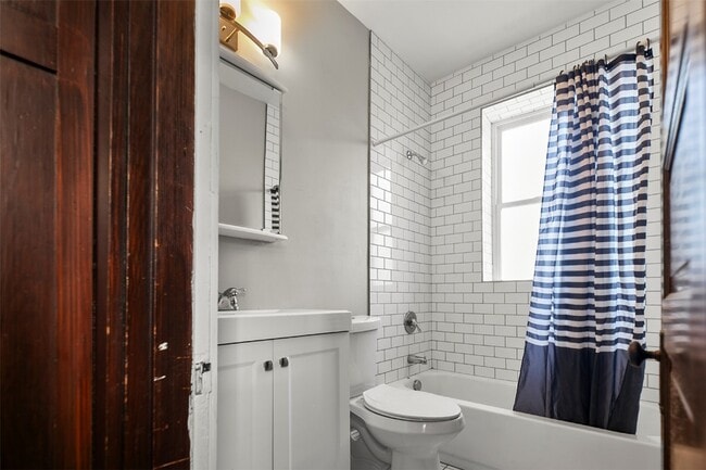 Building Photo - 3473 S Spring Ave