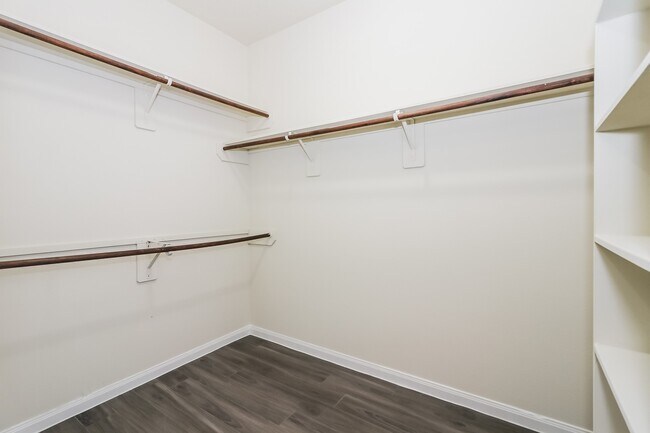 Building Photo - 1015 Cascadera Ct