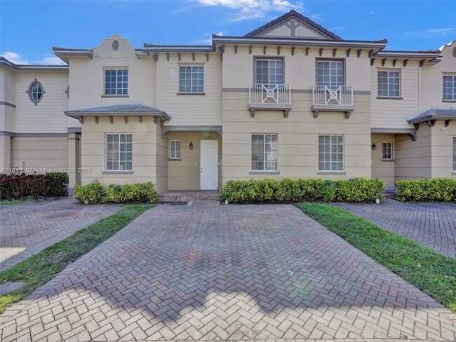 Primary Photo - 1215 Lucaya Dr