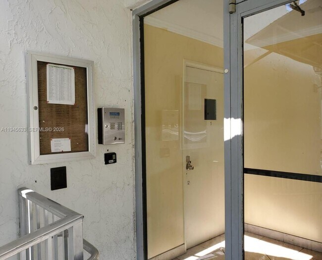 Building Photo - 200 177th Dr