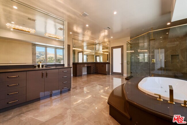 Building Photo - 11631 Poema Pl