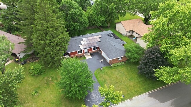 Building Photo - 152 Dunbar Ln