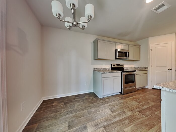 Building Photo - 308 Crooked Pne Ct
