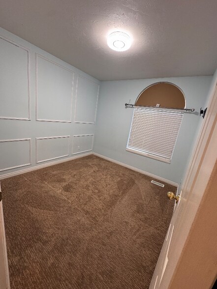 Building Photo - 5202 Butterfield Peak Cir