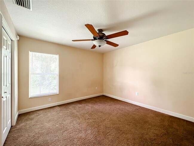 Building Photo - 5203 SE 42nd Ct