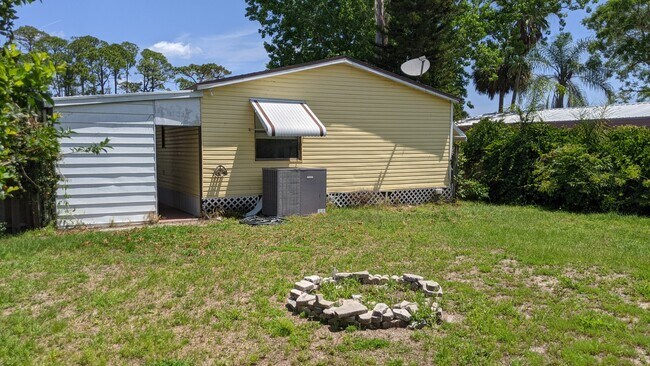 Building Photo - 56 Lawrence Ct