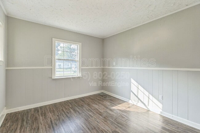 Building Photo - 6419 Belarbor St