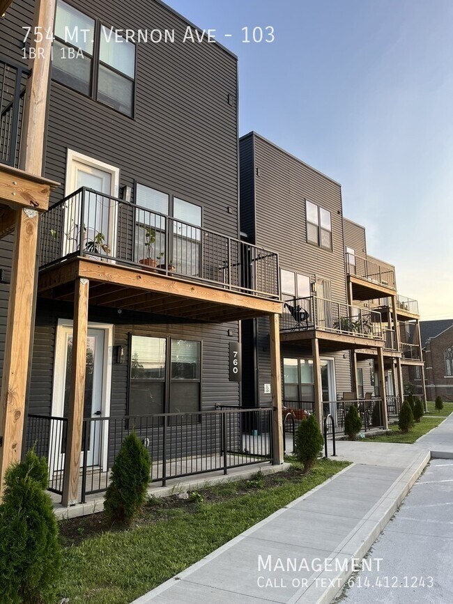 Building Photo - 754 Mt Vernon Ave