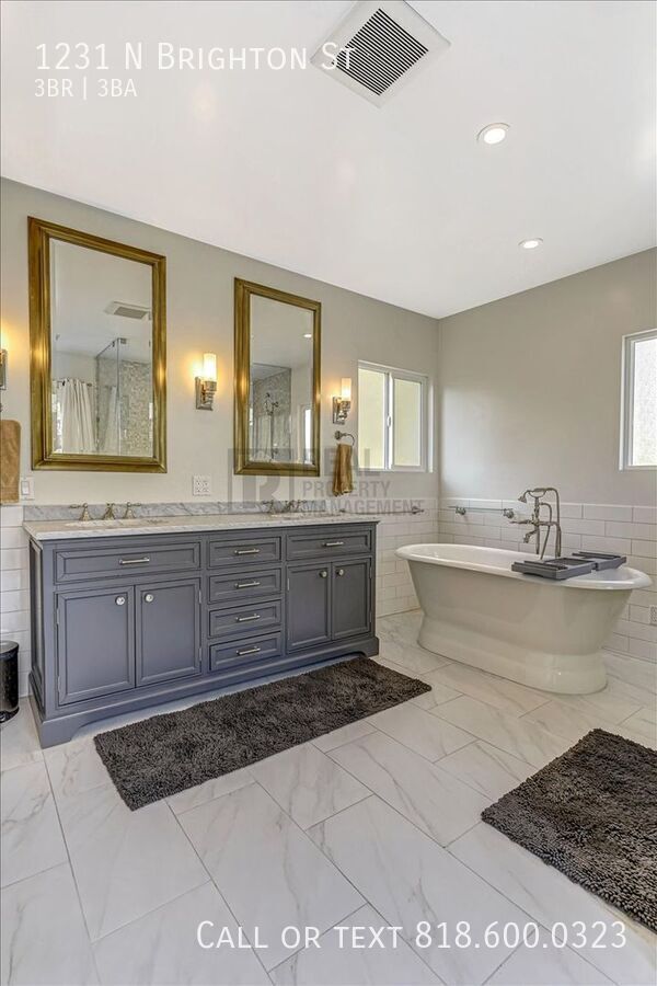 Building Photo - 1231 N Brighton St