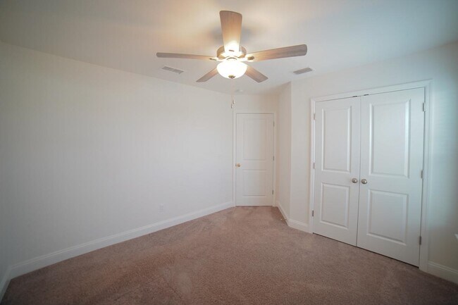 Building Photo - 219 Bienville Pl