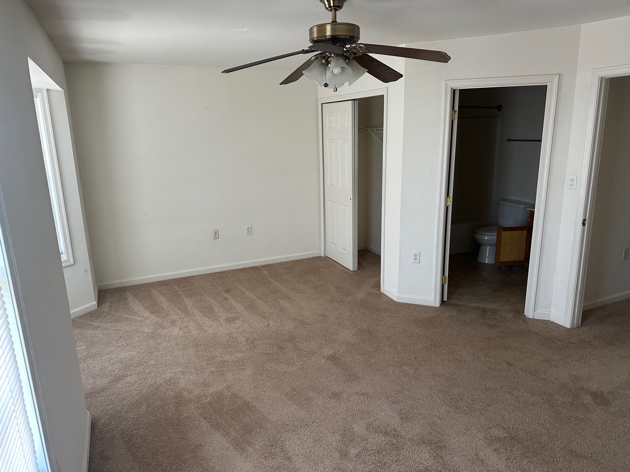 Building Photo - 91 Fuzzy Tail Dr