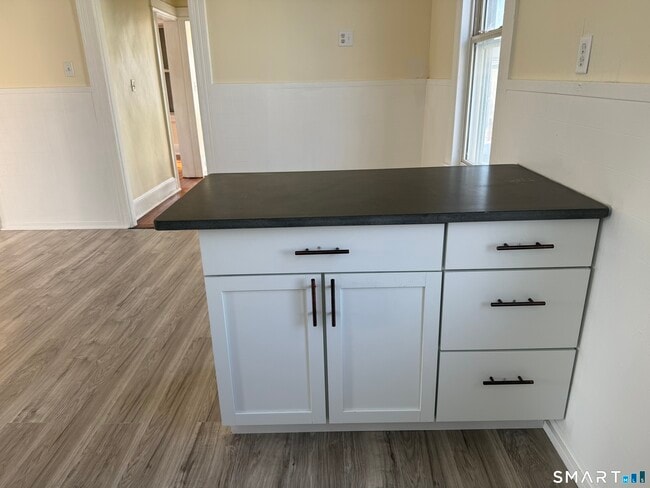 Building Photo - 109 Elizabeth St