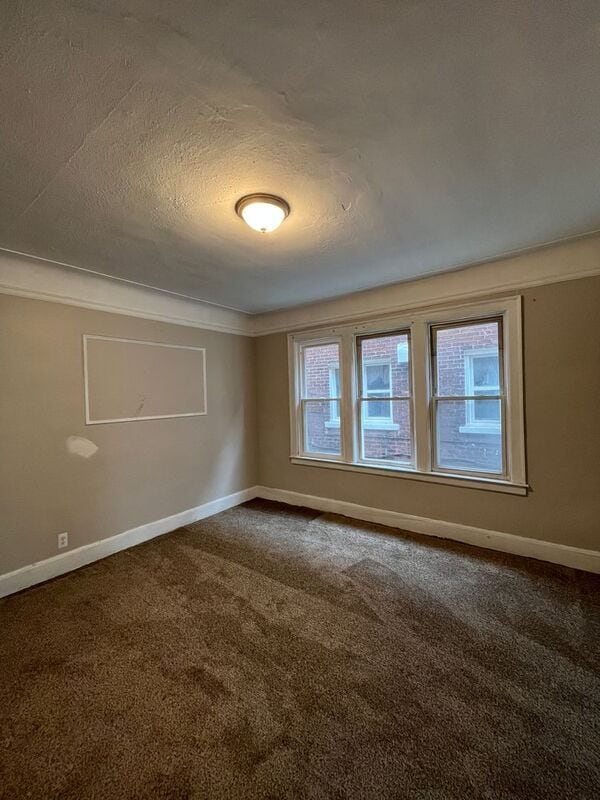 Building Photo - 3224 Calvert Ave