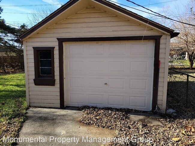 Building Photo - 3 br, 1 bath House - 744 Clair Street