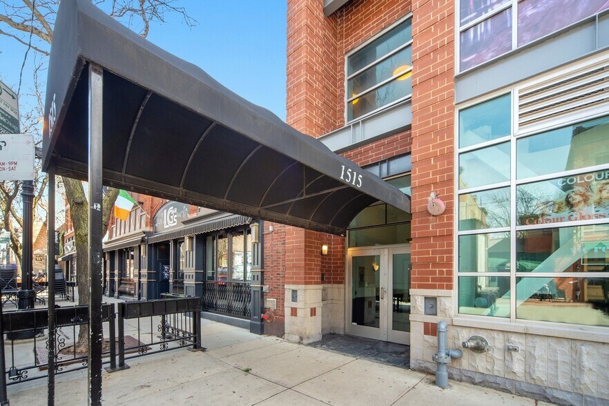 Building Photo - 1515 N Wells St