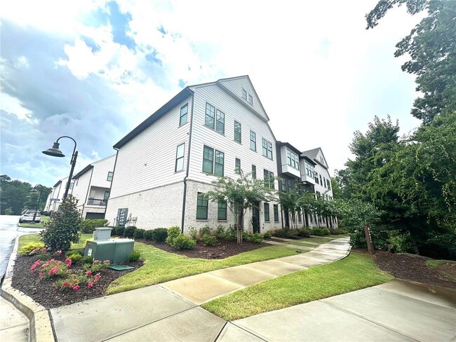 Building Photo - 6523 Beacon Dr
