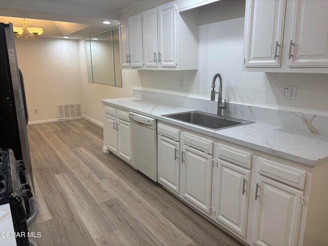 Building Photo - 30406 Passageway Pl