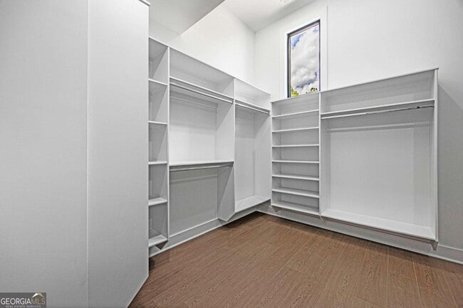 Building Photo - 83 Deer Cyn Dr