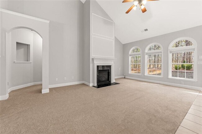 Building Photo - 3329 Rosecliff Trace NE