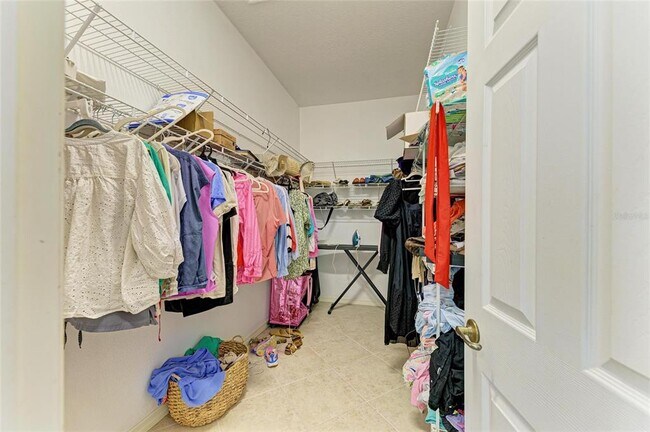 Building Photo - 7007 Bridle Path Ct