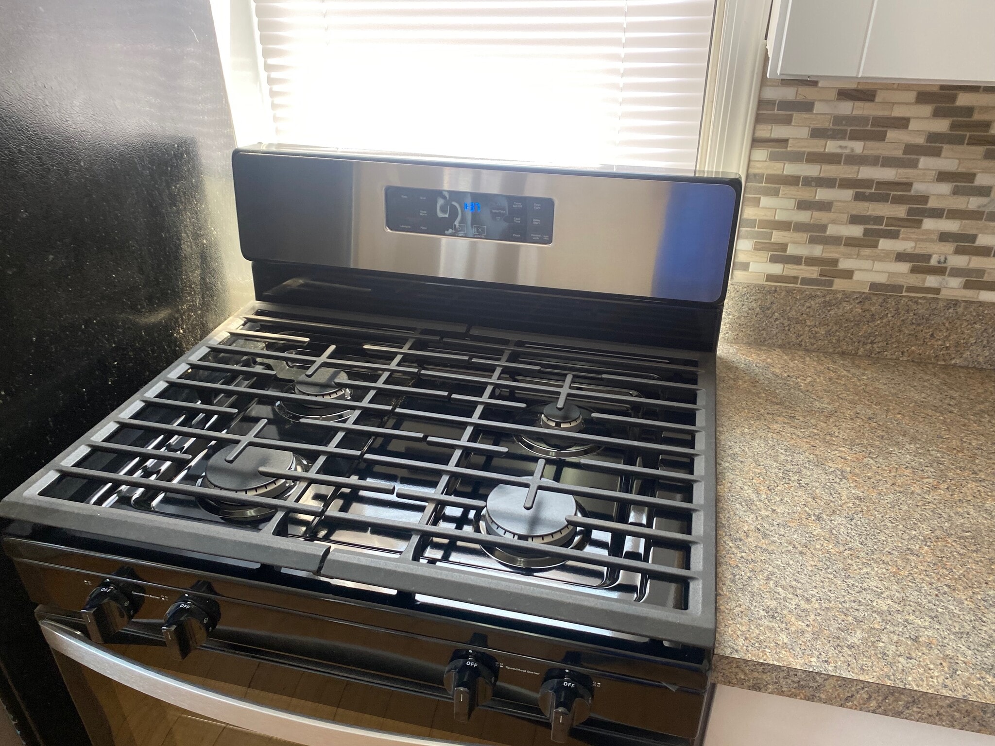 Brand New Stove - 544 Broad St