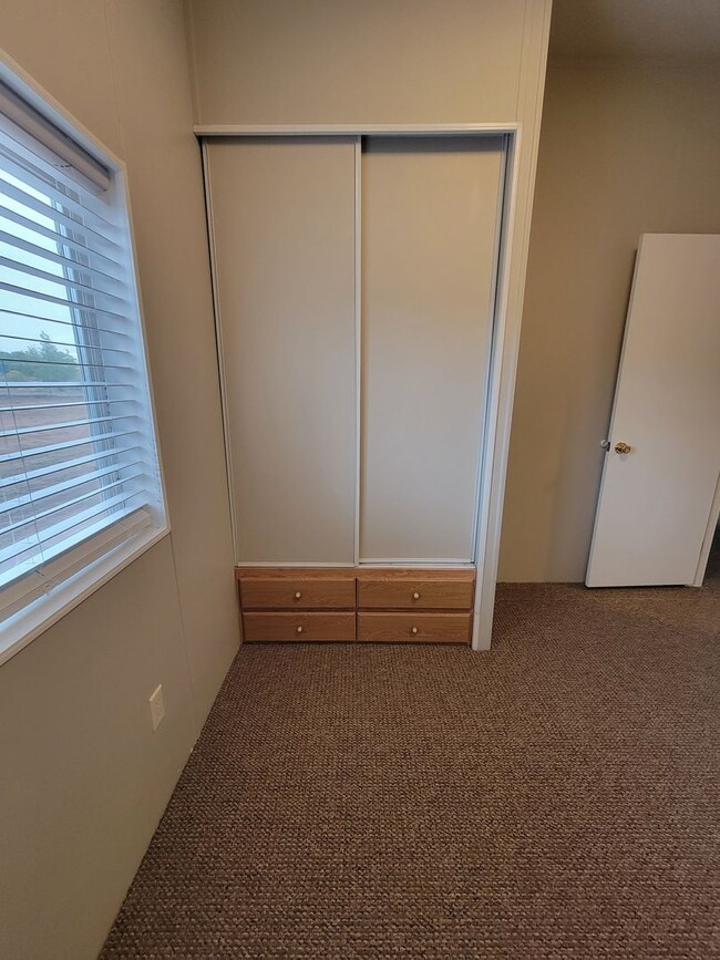 Building Photo - For Rent – 3 Bedroom, 2 Bath Home Near Old...