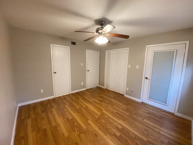 Building Photo - 101 Stratford St