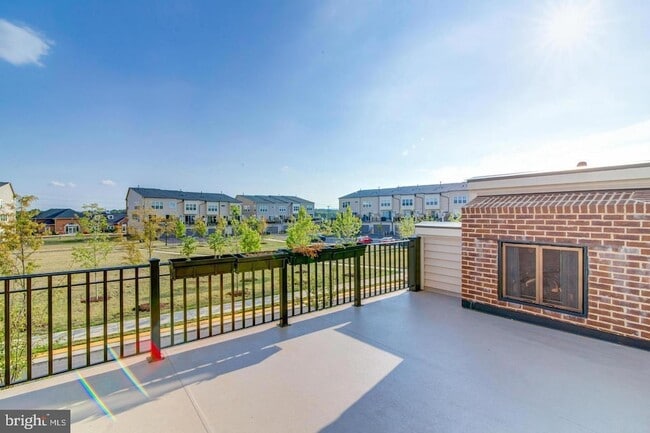 Building Photo - 42261 Riggins Ridge Terrace