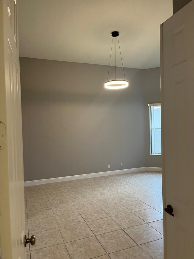 Building Photo - 9357 Osprey Isles Blvd